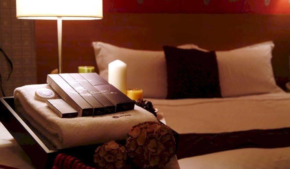 Keebe Hotel Keelung Bagian luar foto
