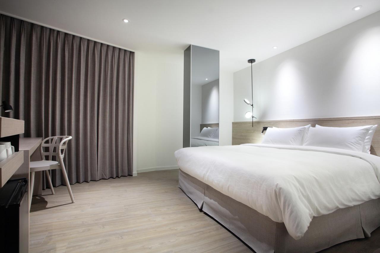 Keebe Hotel Keelung Bagian luar foto